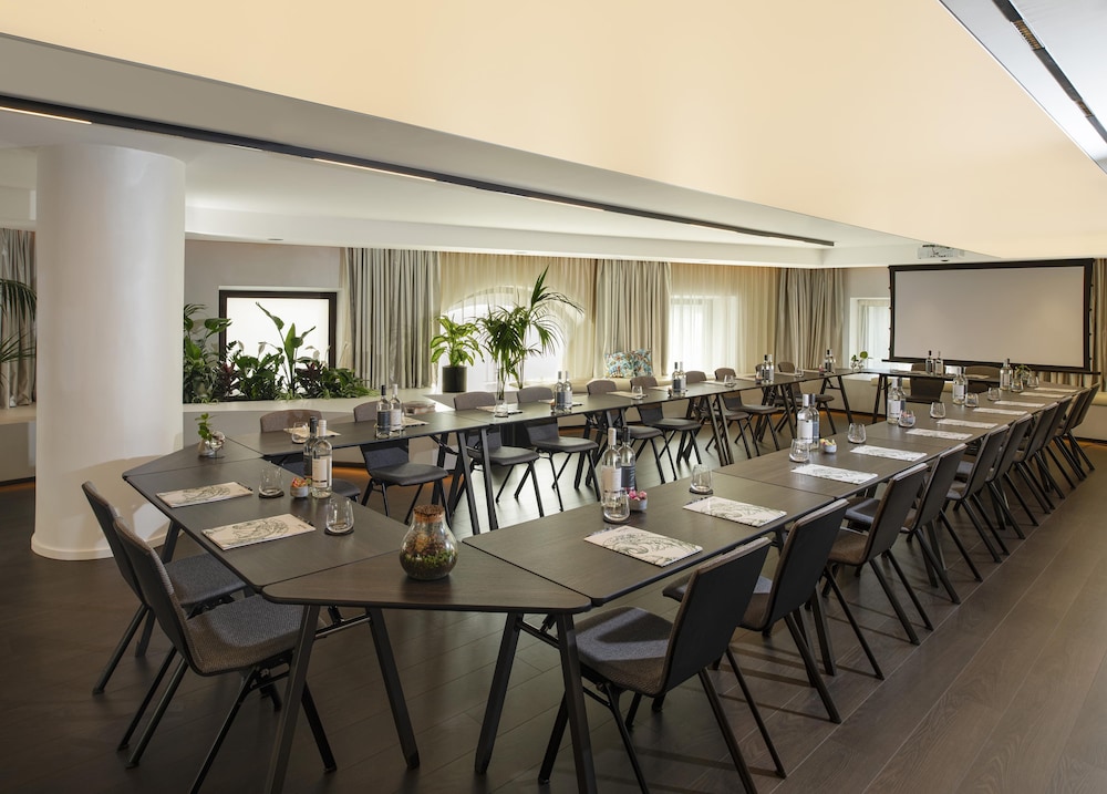 art'otel Rome Piazza Sallustio, Powered by Radisson Hotels 41/50