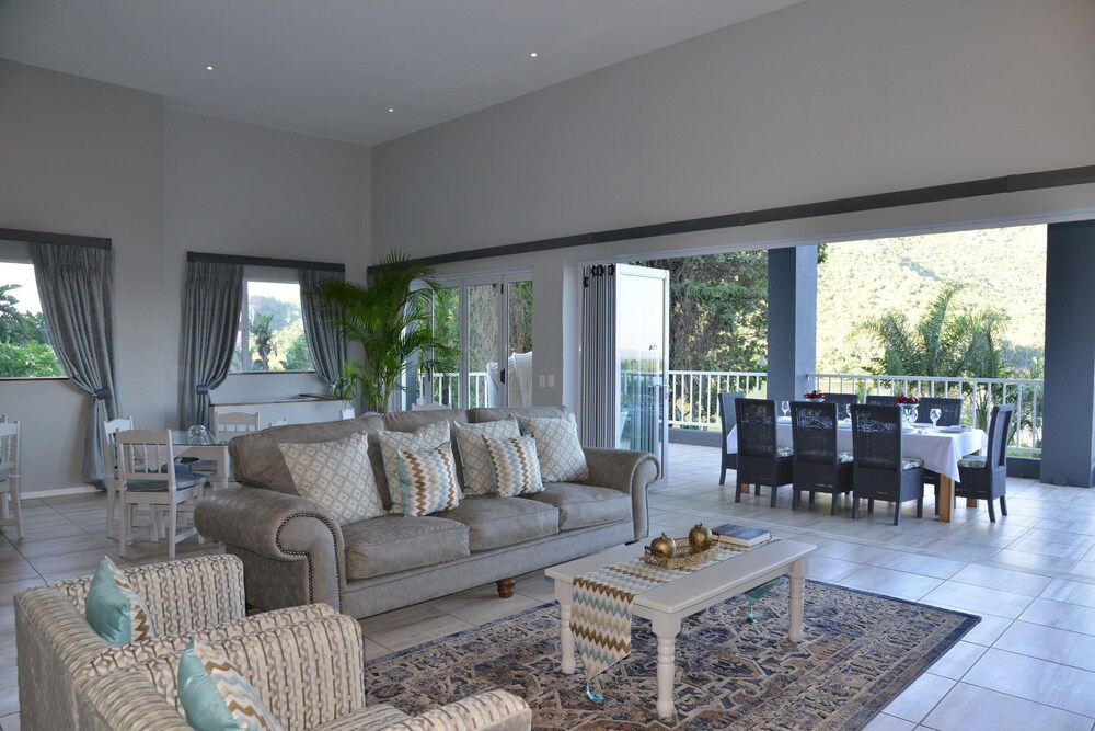 The Shore House 23/49