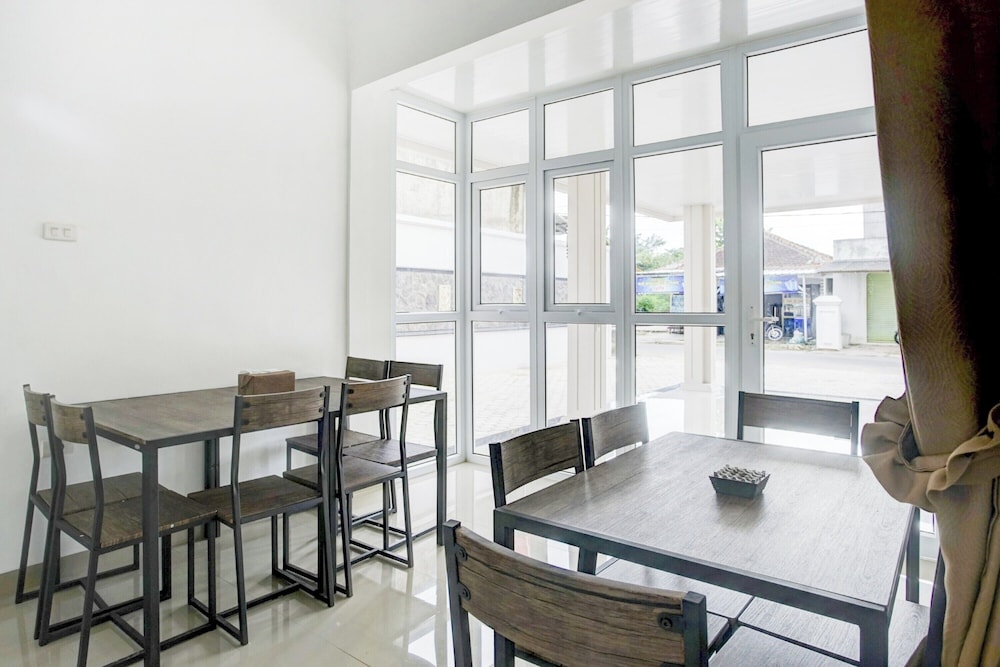Hotel O Sukarame Near Imanuel Hospital Way Halim Formerly Hotel Griya Bawean 43/47