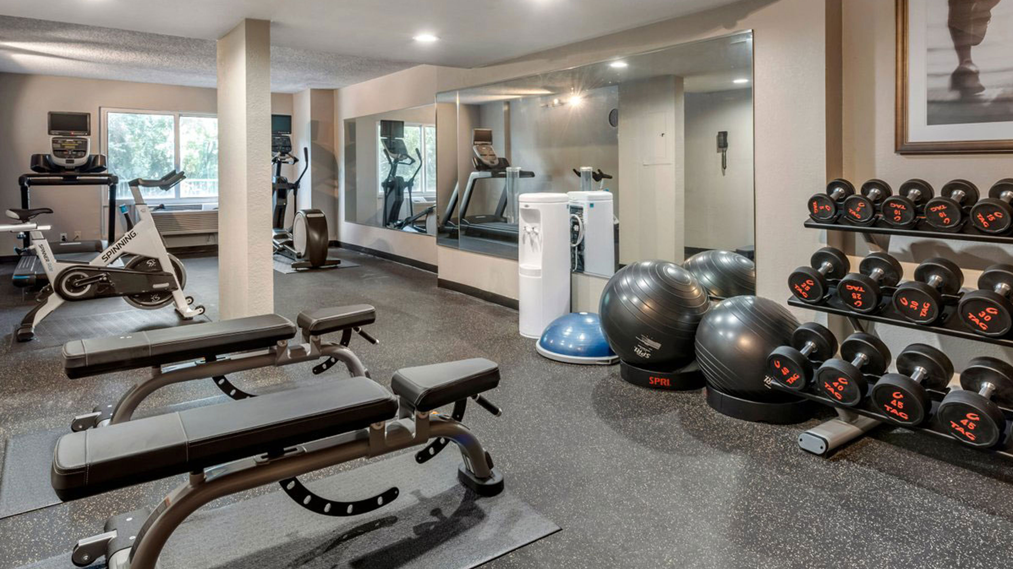 Staybridge Suites Orlando Royale Parc Suites, an IHG Hotel 8/25