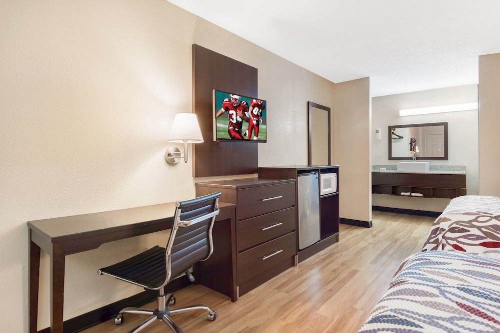 Red Roof Inn Acworth 17/21