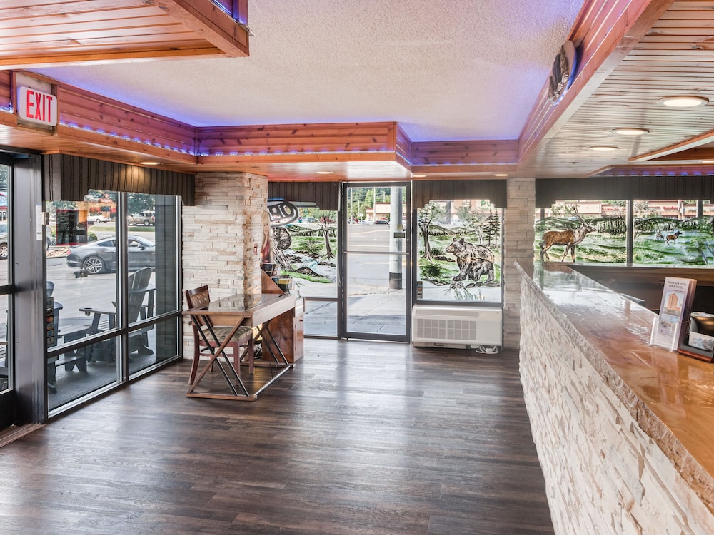 Mountain Vista Inn and Suites 40/57