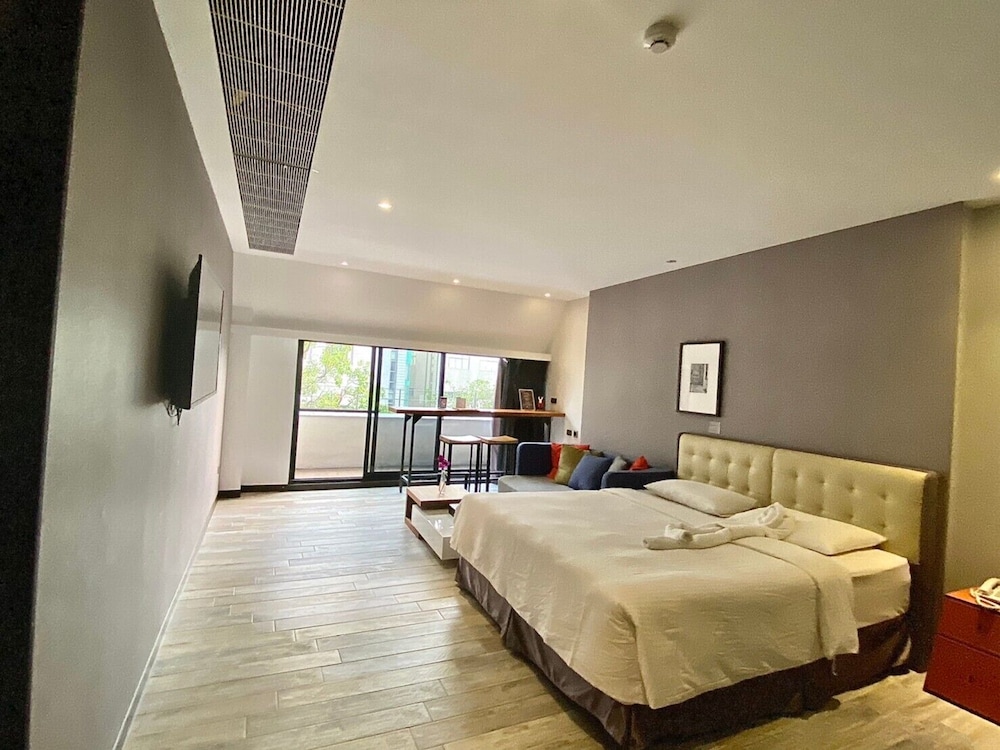 VIP, DOUBLE BED