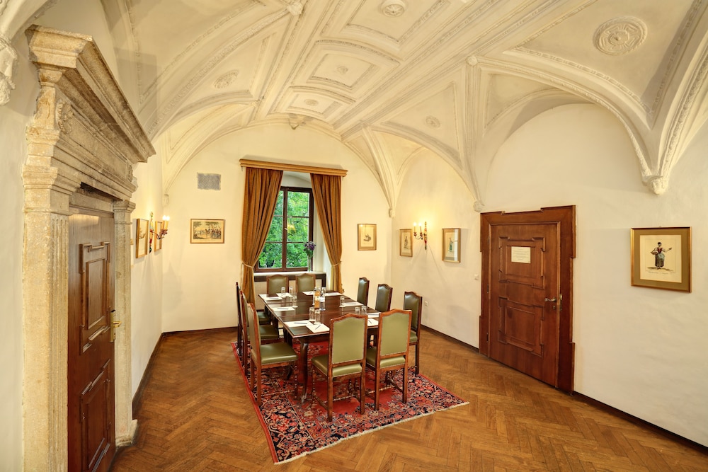 Schloss Weikersdorf 28/43