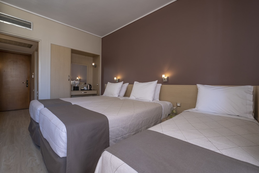ROOM, TWIN BEDS, WITH EXTRA BED, ACROPOLIS VIEW, BALCONY
