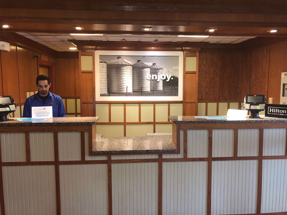 Hampton Inn Seaford 8/47