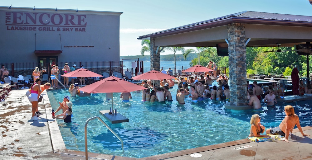 The Resort at Lake of the Ozarks 44/51