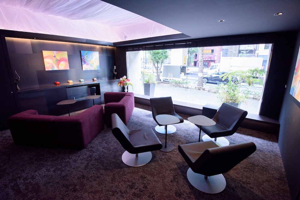 Roppongi Hotel S 50/75