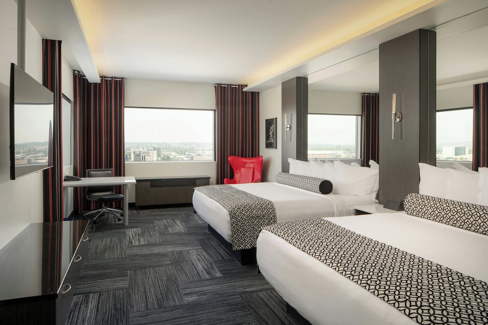 Room, Single, King Bed, Sofa, Accessible
