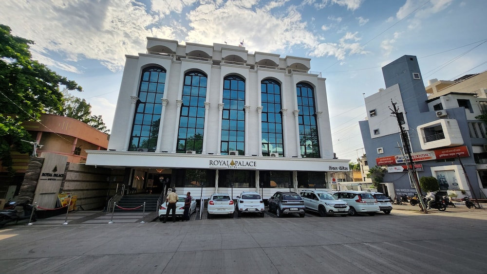 HOTEL ROYAL PALACE 8/54