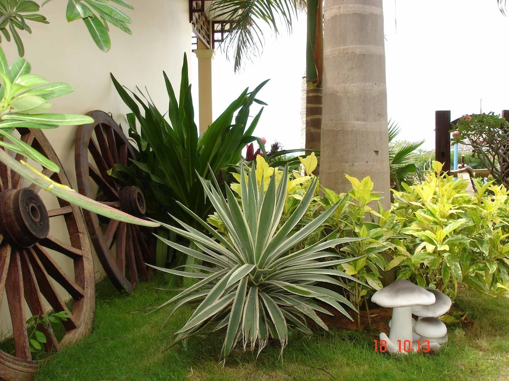 Tien Dat Mui Ne Blue Waves Resort Amp Spa 64/69