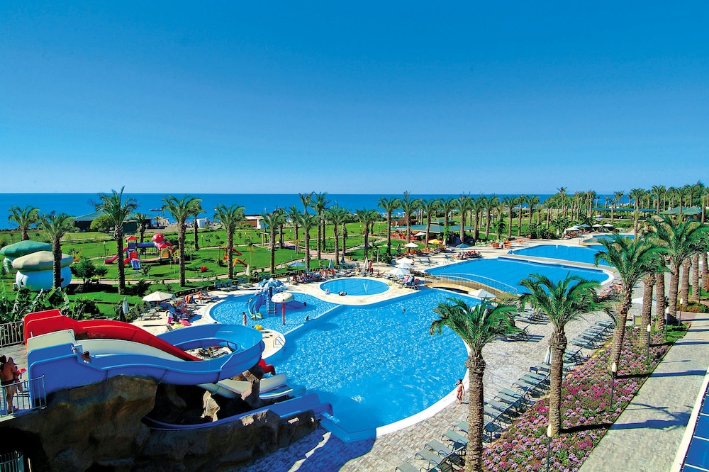 M C Arancia Resort 22/29
