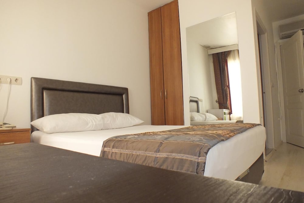 AYYILDIZLAR HOTEL 12/37