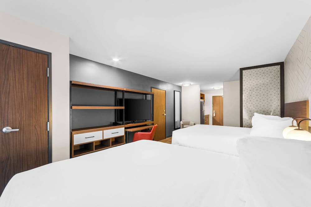 SUITE, 2 QUEEN BEDS