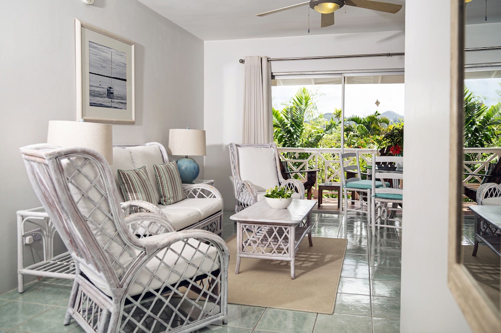 Harmony Suites 33/64