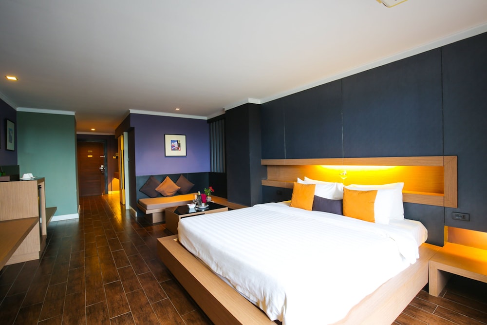 Bangkok Inter Place Hotel 19/72