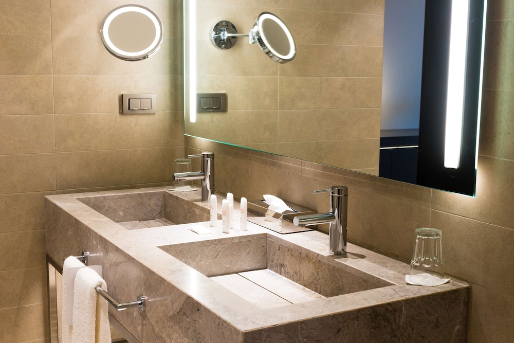 Radisson Hotel Dakar Diamniadio 50/50