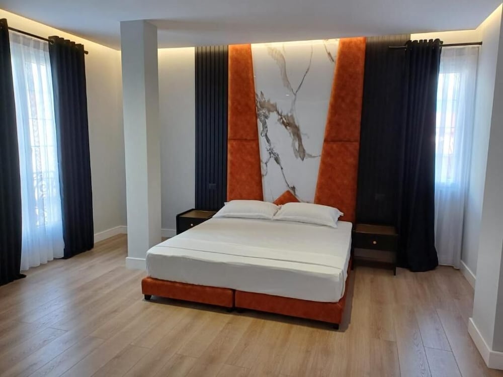 Oxygen Boutique Hotel Tirana 18/55