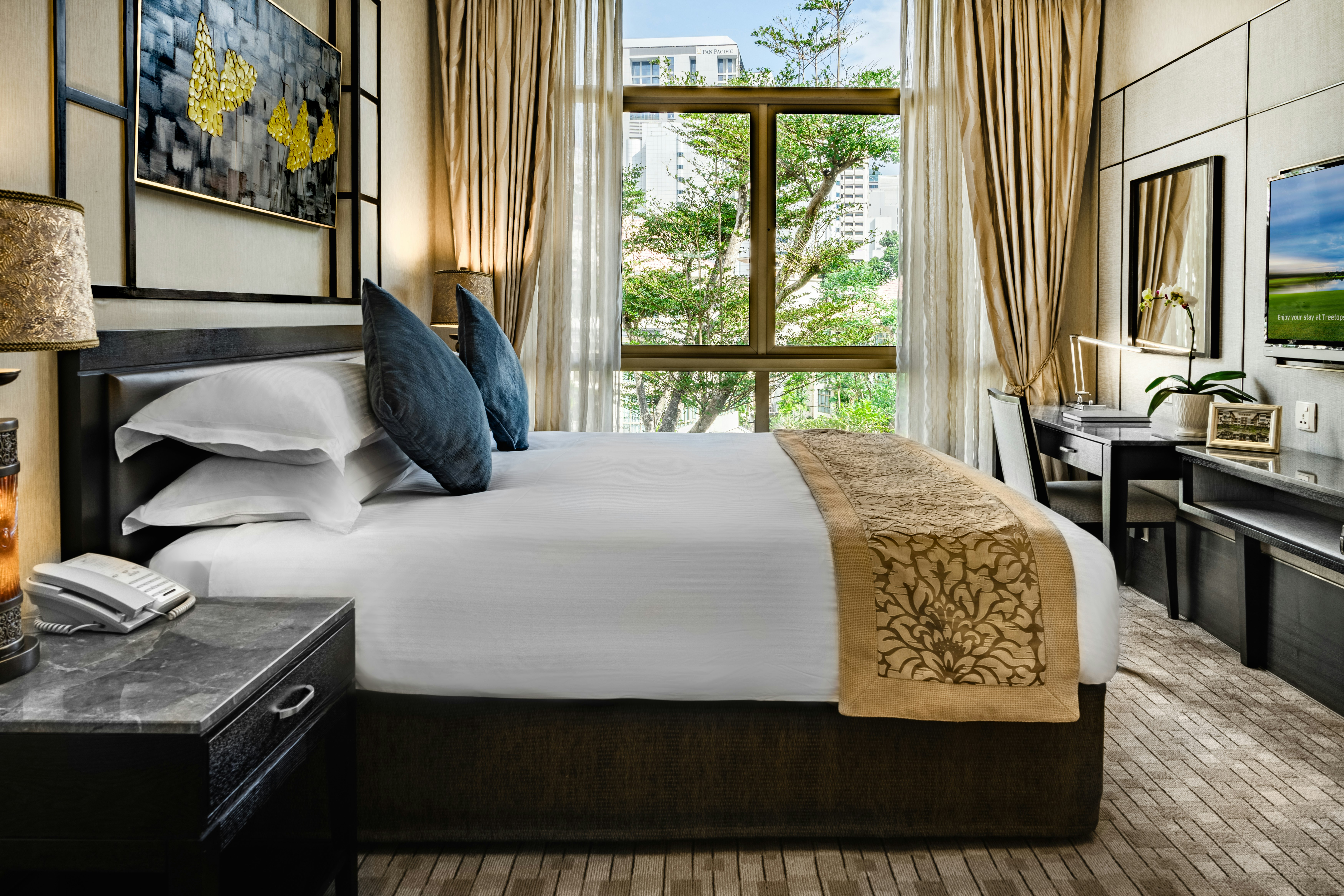TREETOPS EXECUTIVE RESIDENCES 23/71