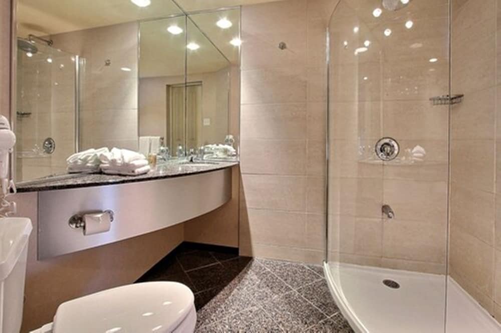 Classique Hotel 64/65
