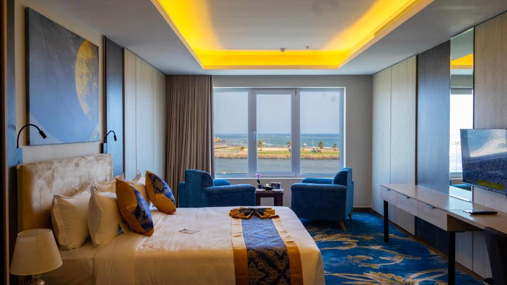 Oz Park Hotel 6/11