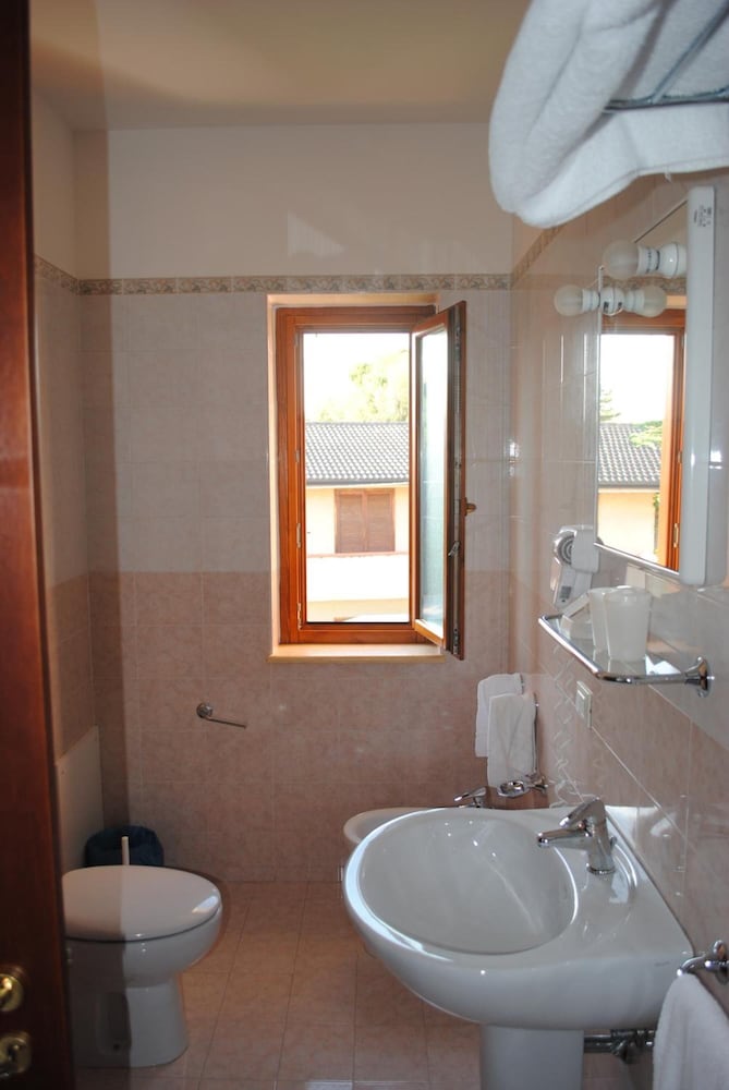 Larus Hotel 33/44