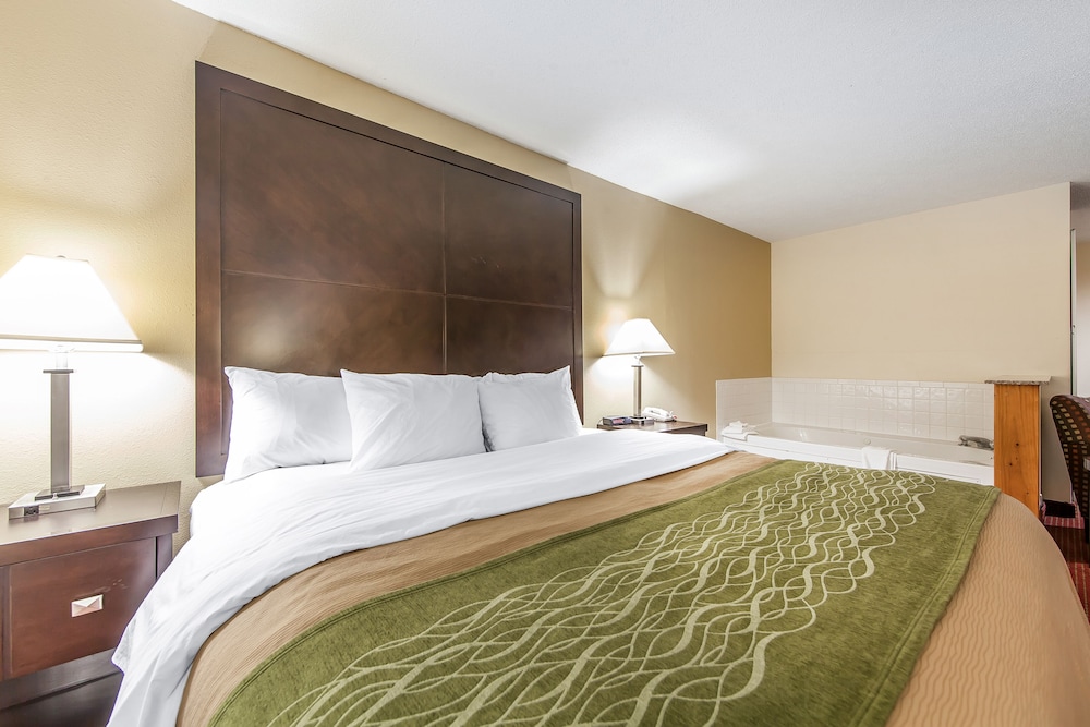 Quality Inn & Suites Portsmouth OH 12/32