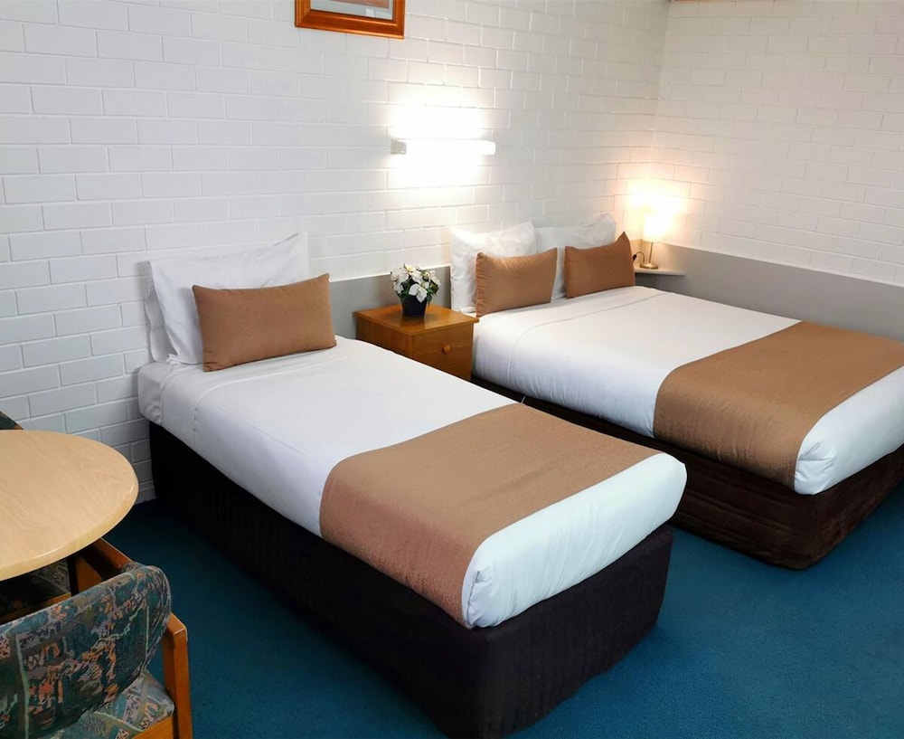 Eureka Lodge Motel 14/50