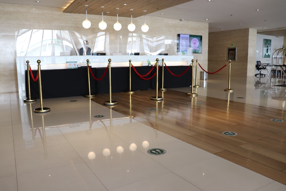Lobby at Hotel 101 Manila, PASAY