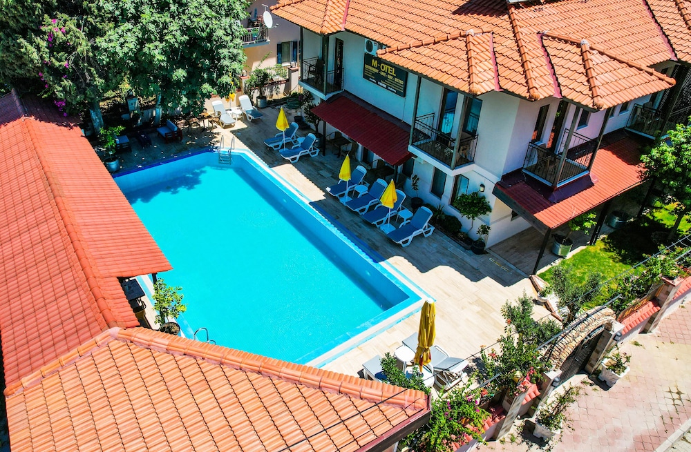 Dalyan M-Otel 21/23