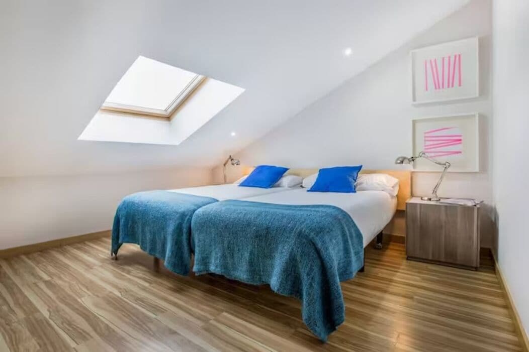 4 BEDROOMS, EXCLUSIVE, APARTMENT