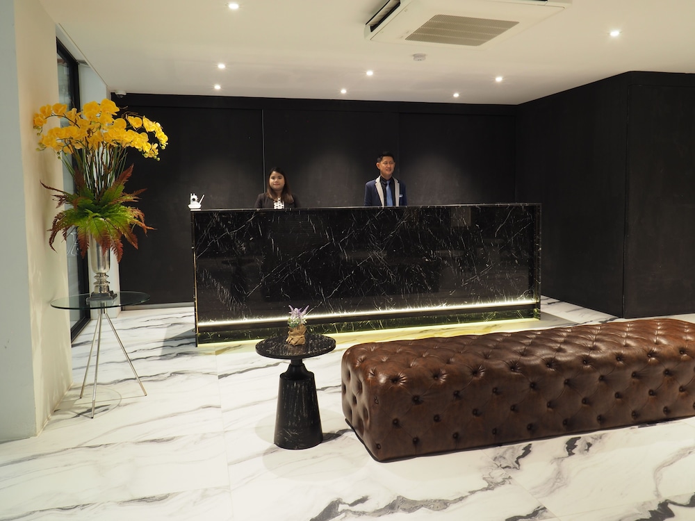 Palette Bella B All Suites Bangkok Hotel 7/57