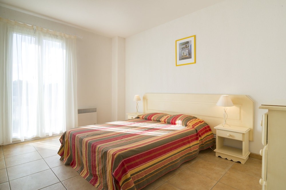 Residence Vacanceole Port Minervois / Les Hauts du lac 18/67