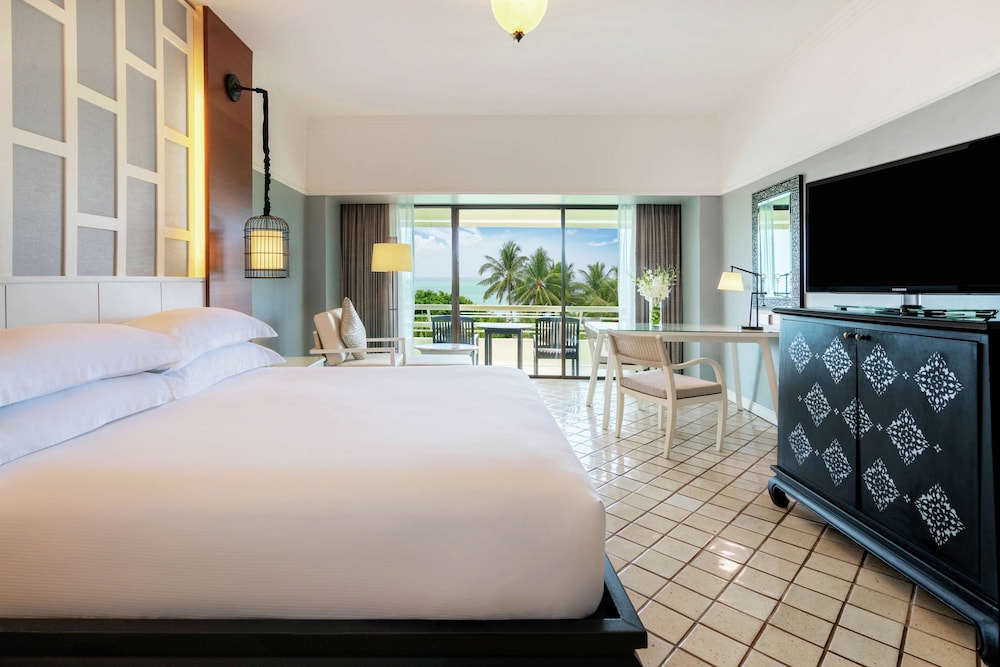 Pullman Phuket Karon Beach Resort 60/80