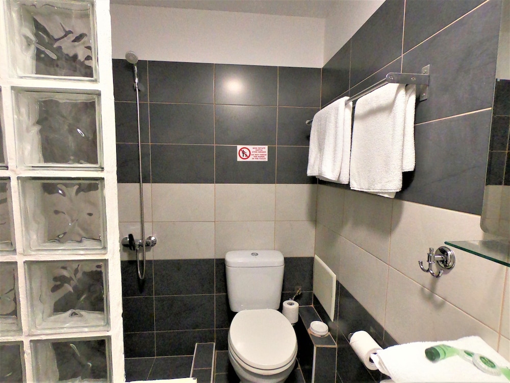 Hotel Achillion 40/44
