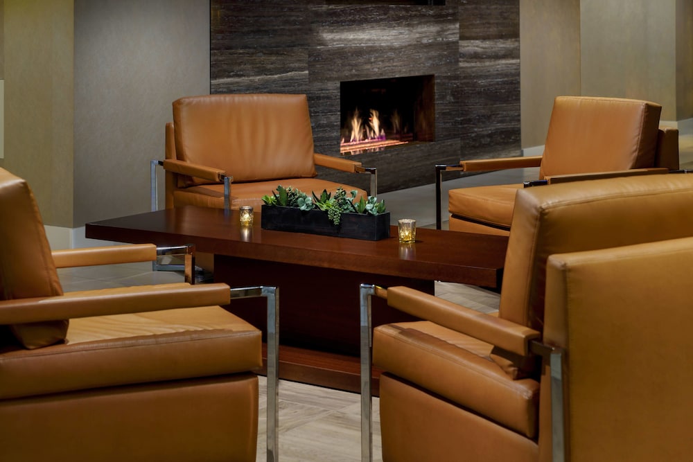 RESIDENCE INN BY MARRIOTT CHICAGO DOWNTOWN/RIVER NORTH 43/50