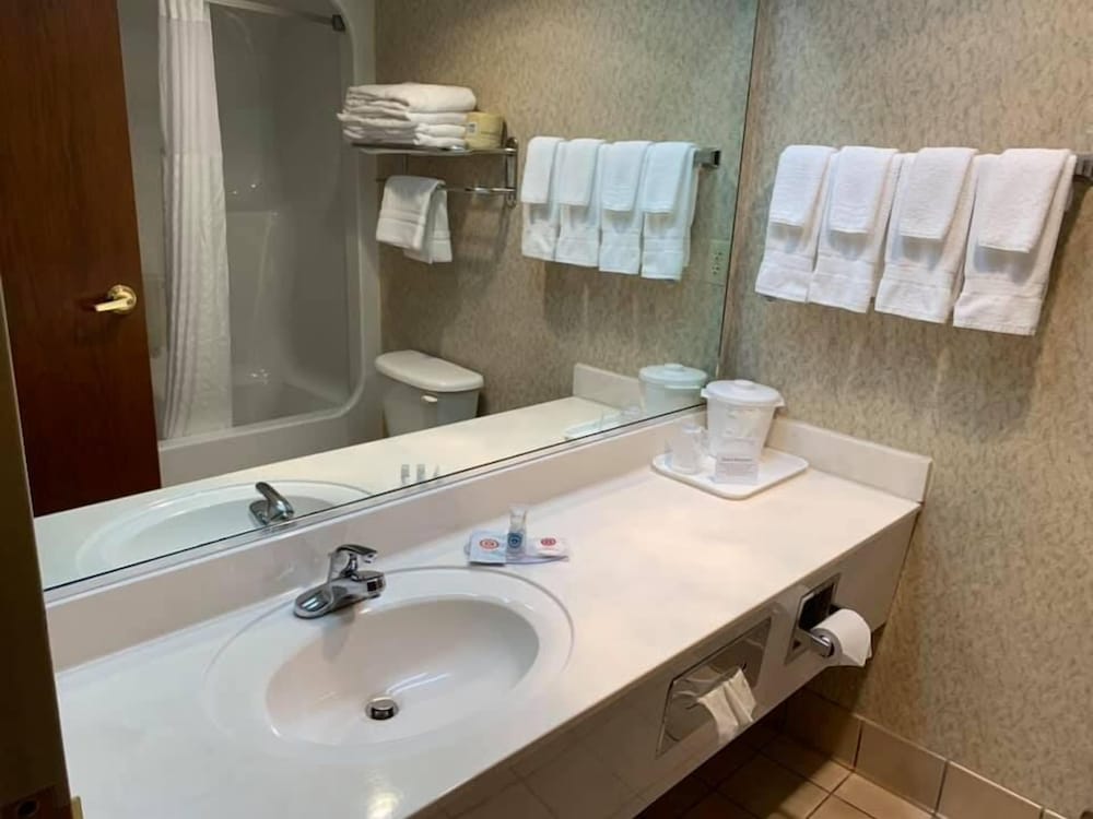 Quality Inn and Suites Big Stone Gap 16/40