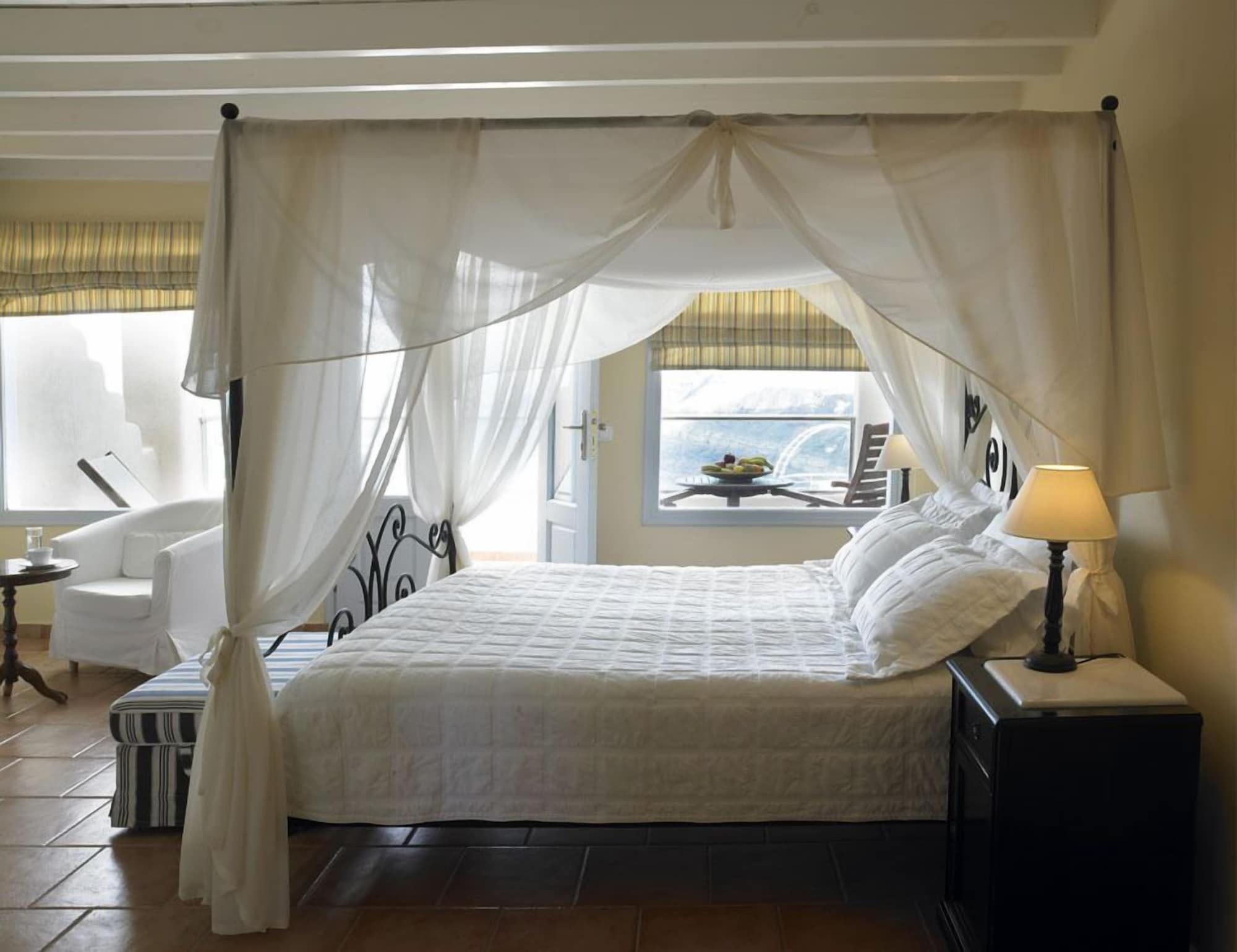 2 Bedrooms, Master, Suite, 2 Double Beds, Caldera View