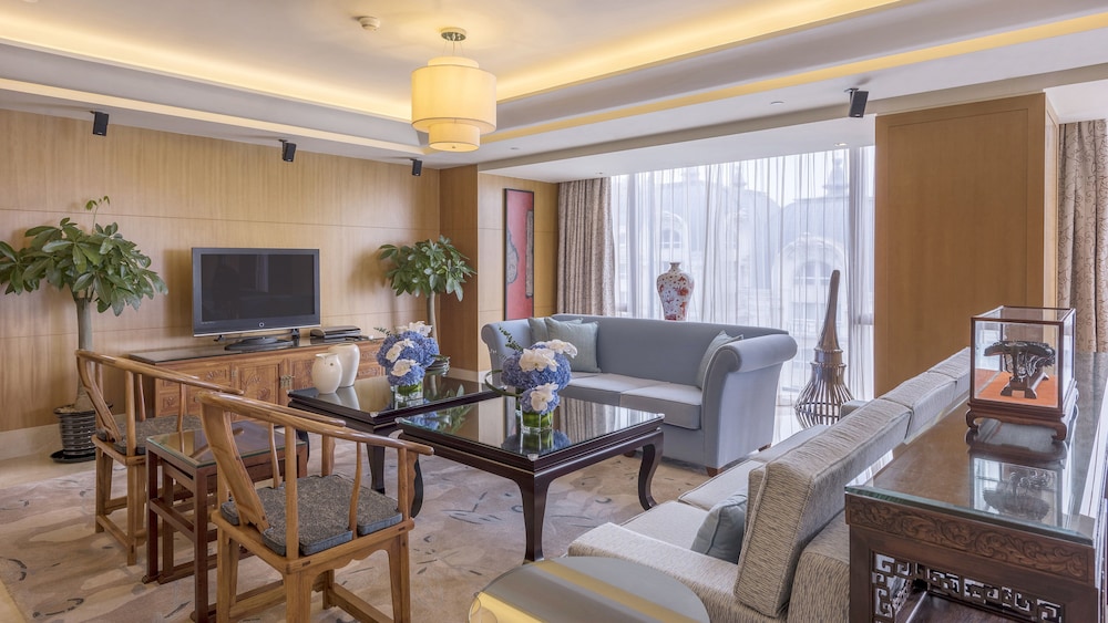 Regent Beijing 44/82