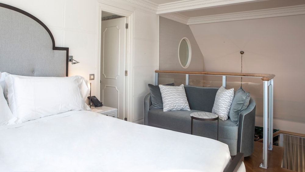 Suite, Single Bed, Two Story