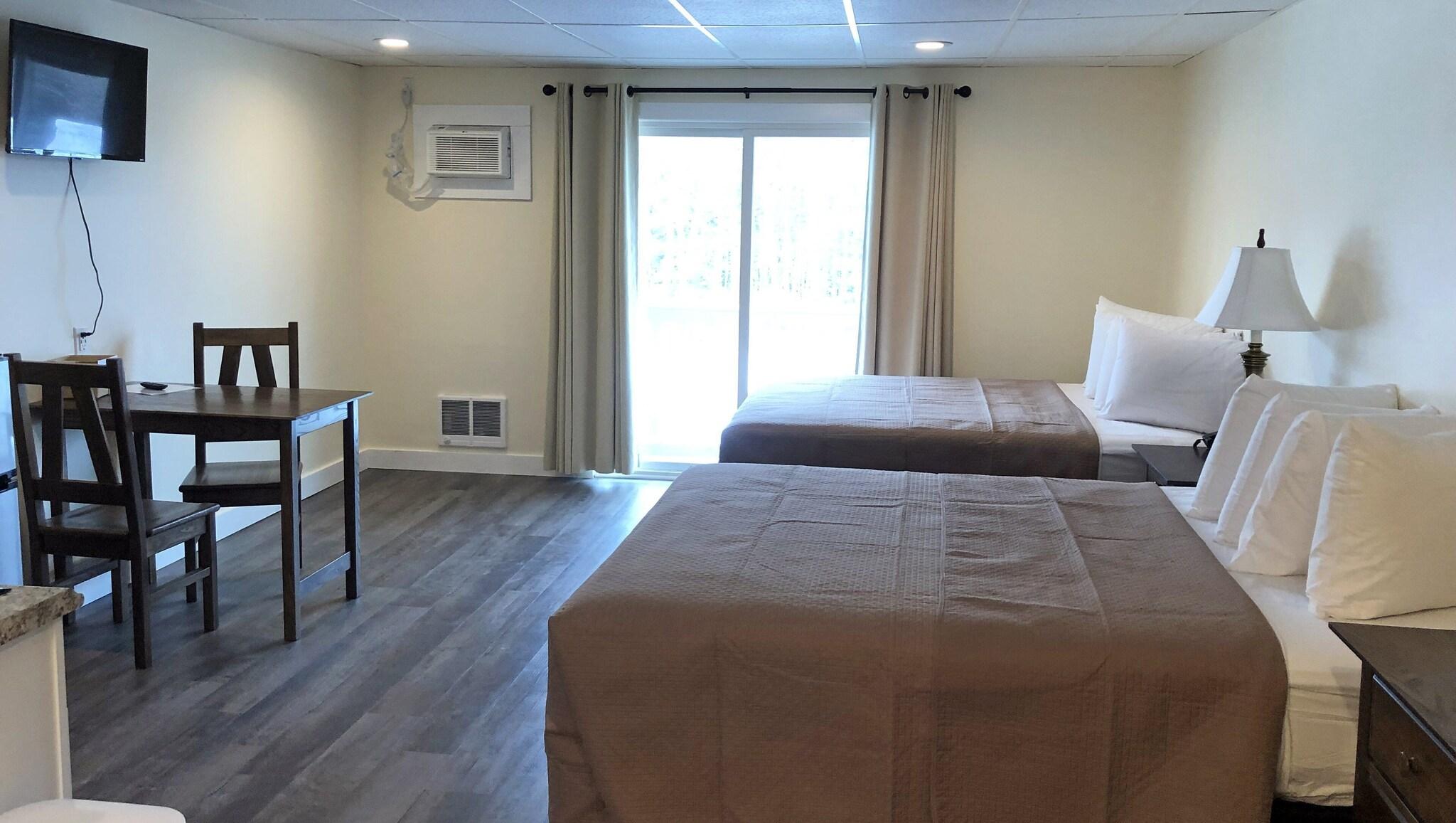 Suite, 2 Beds, Kitchen