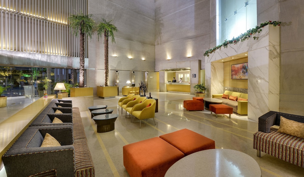 Pride Plaza Hotel Ahmedabad 35/36