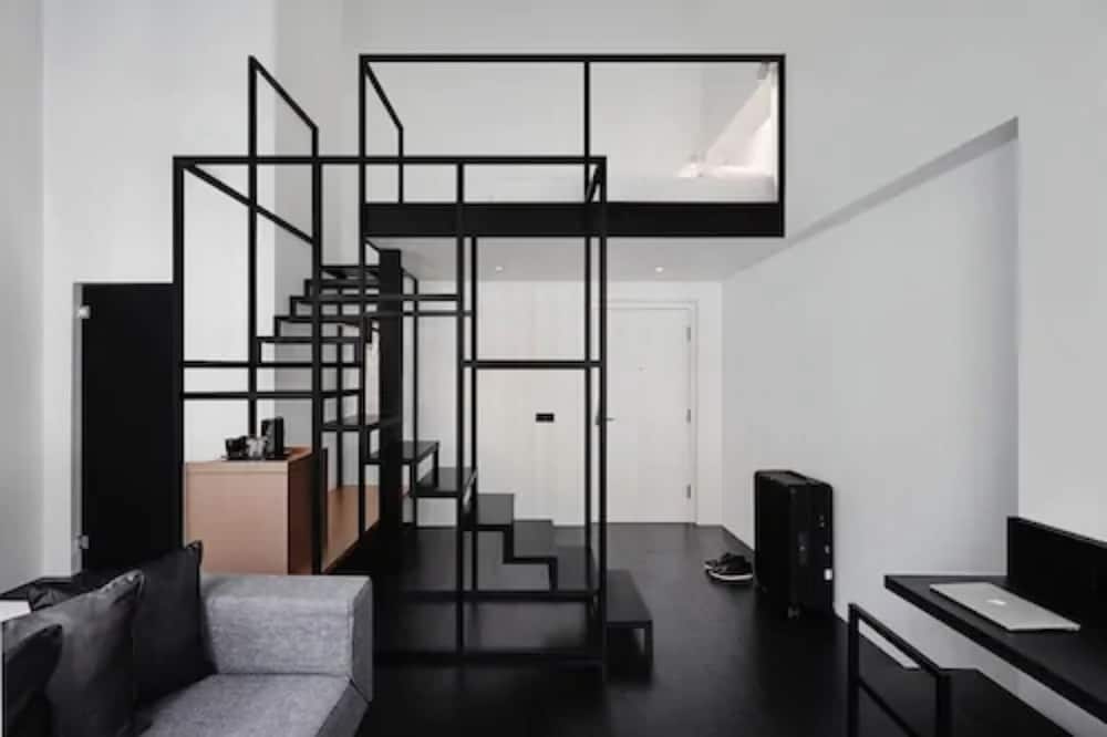 Hotel Mono 42/54