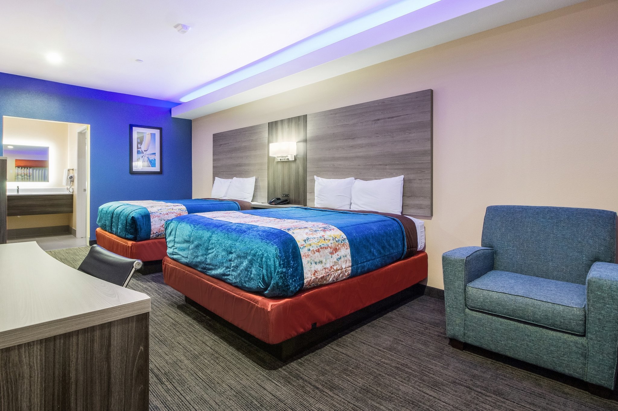 Scottish Inns and Suites Willowbrook 12/25