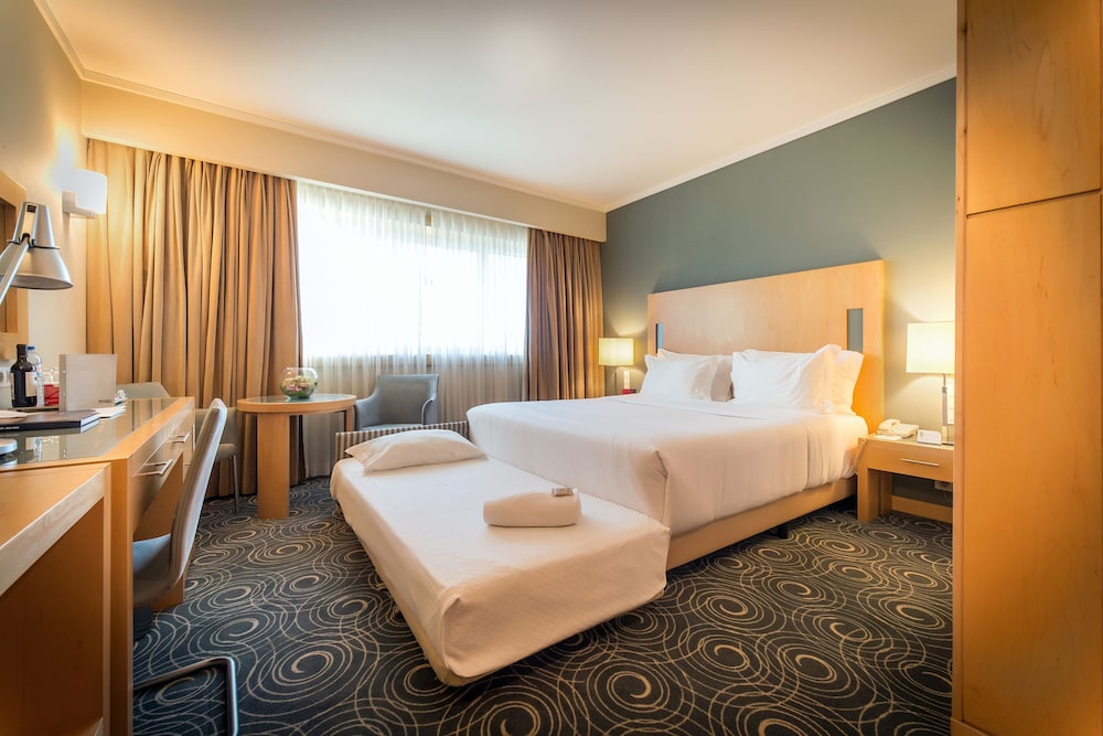 Sana Malhoa Hotel 23/71