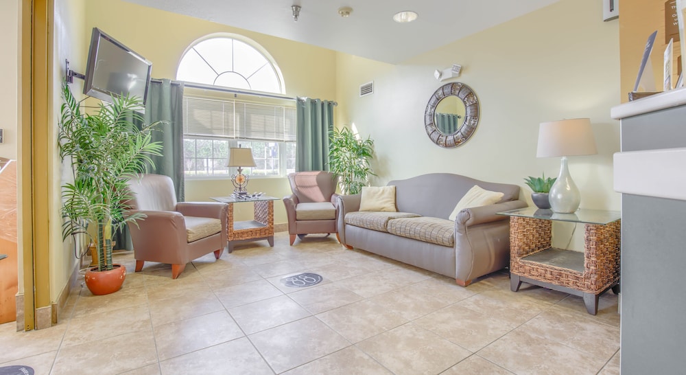 Microtel Inn & Suites by Wyndham Gulf Shores 39/64