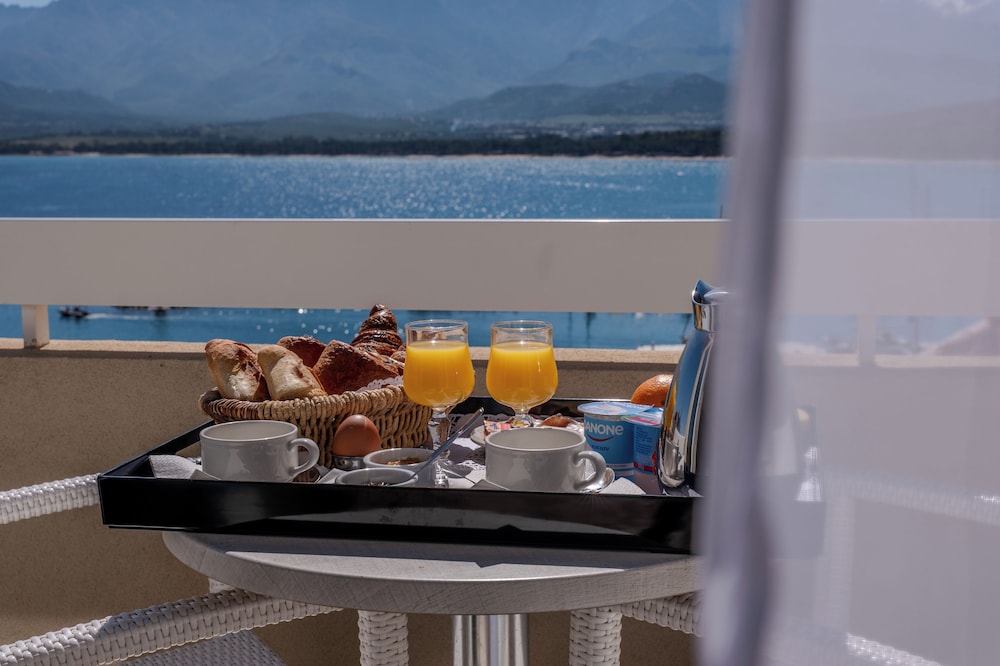 Hotel Le Rocher 39/52
