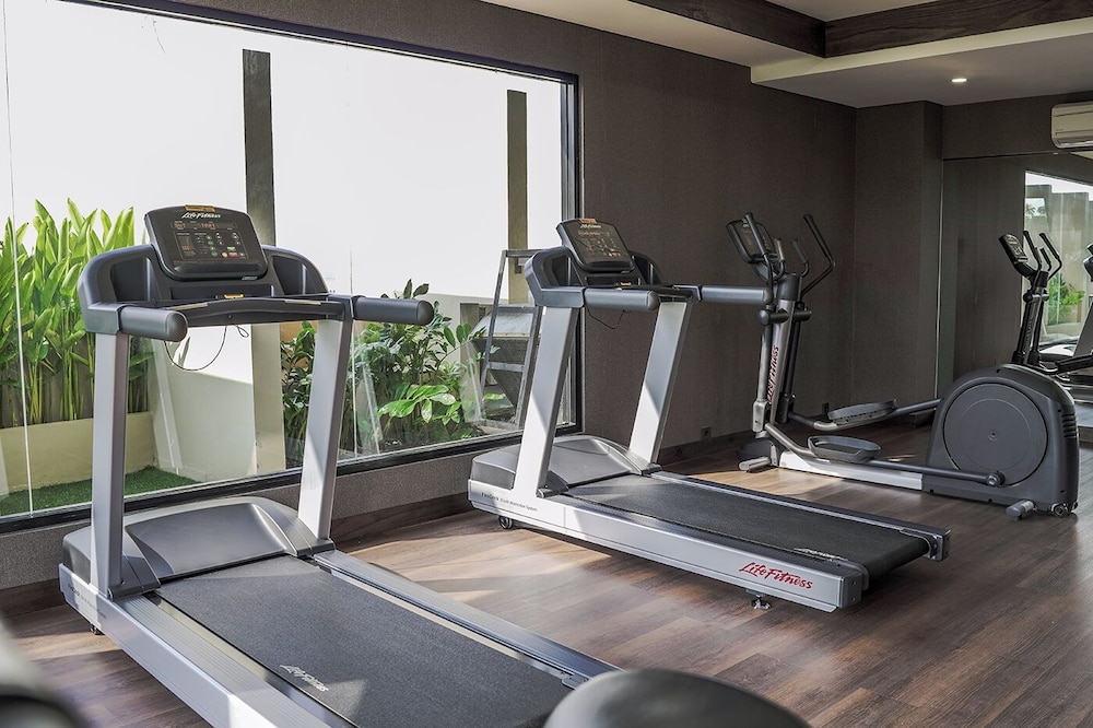 Swiss-Belhotel Airport Yogyakarta 45/68