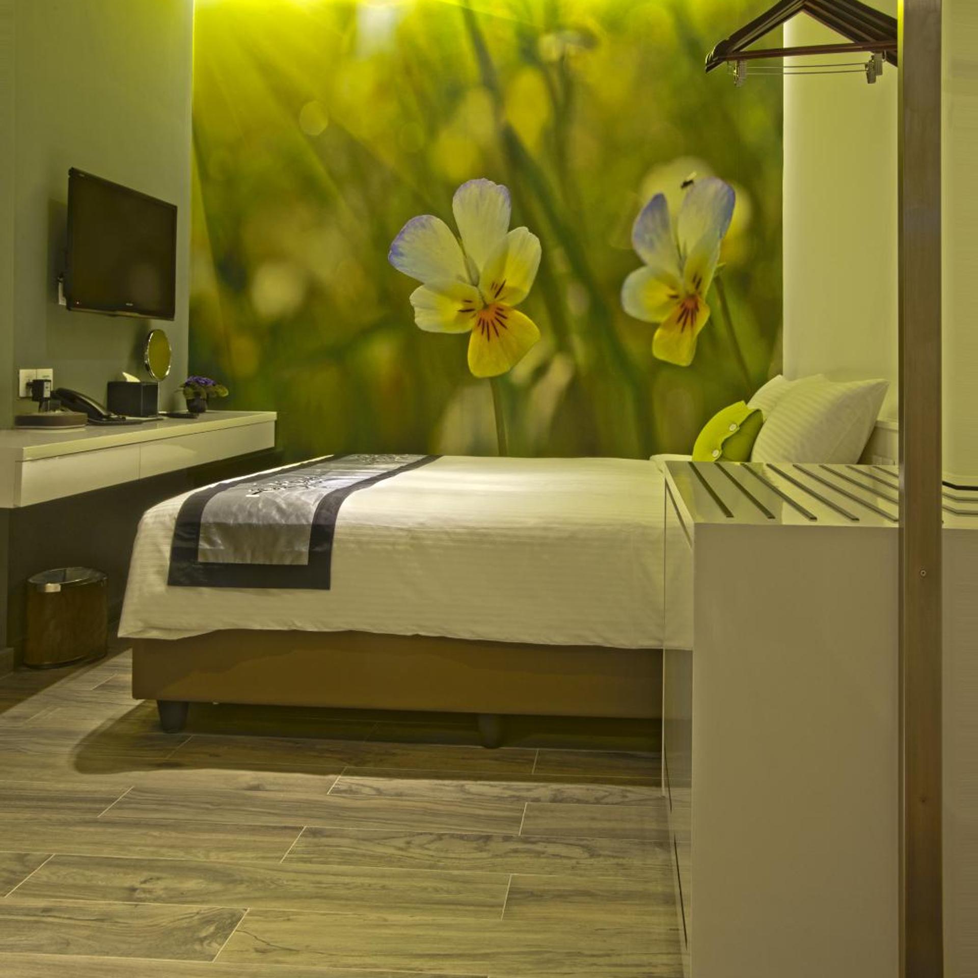 Gold, Superior, Double Bed