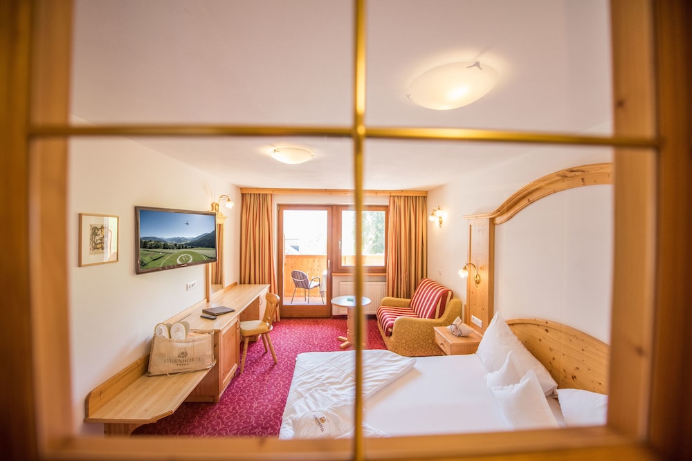 Barenhotel 9/45